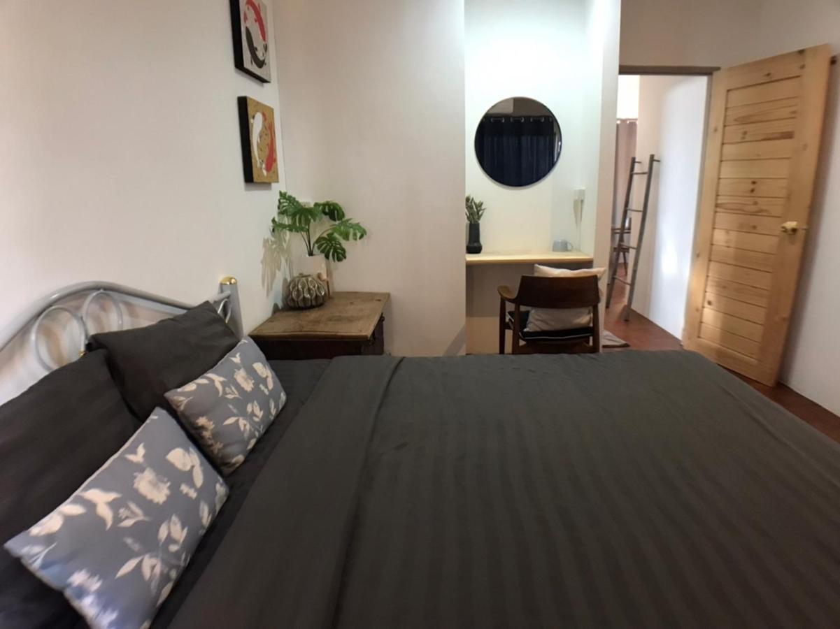 Apartament 8Th House @ Center Of Chiangmai Old Town Chiang Mai Zewnętrze zdjęcie