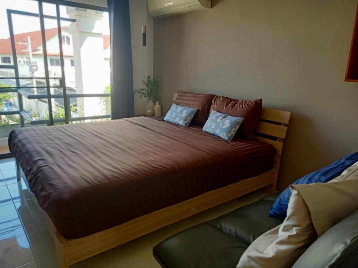 Apartament 8Th House @ Center Of Chiangmai Old Town Chiang Mai Zewnętrze zdjęcie