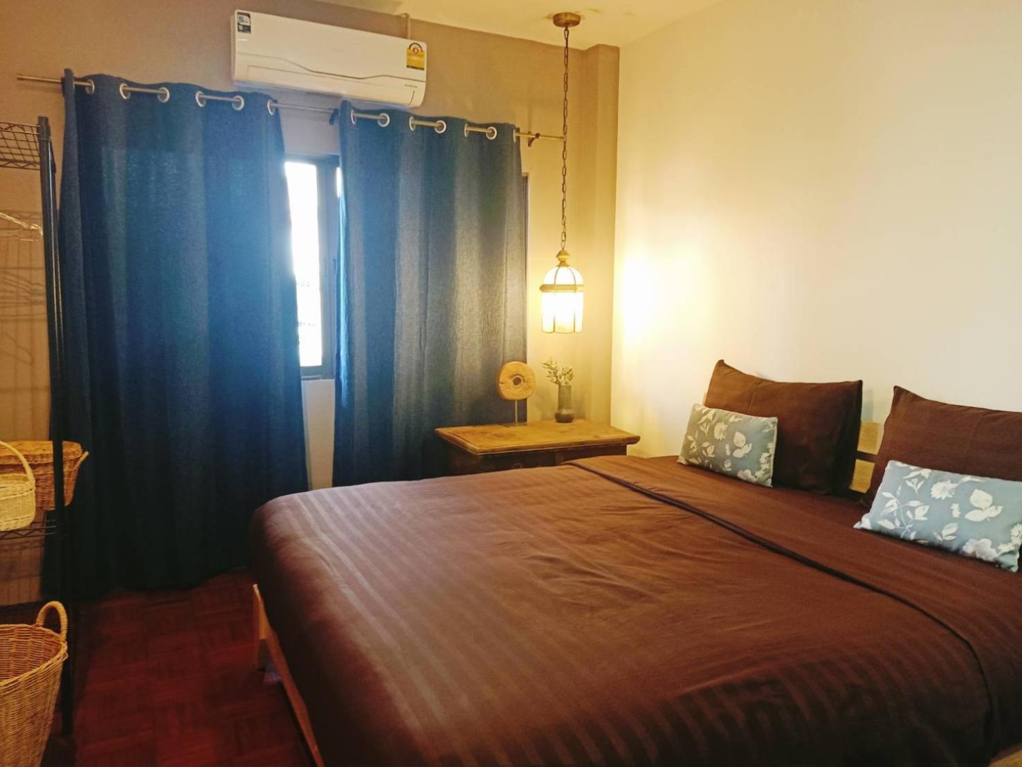 Apartament 8Th House @ Center Of Chiangmai Old Town Chiang Mai Zewnętrze zdjęcie