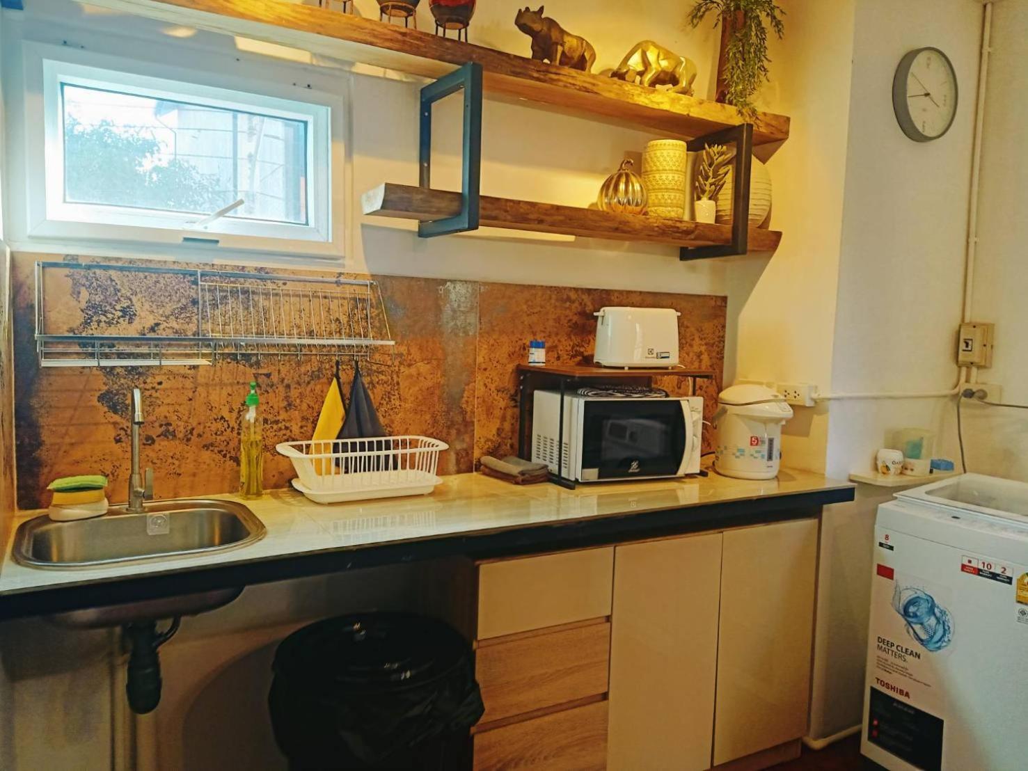 Apartament 8Th House @ Center Of Chiangmai Old Town Chiang Mai Zewnętrze zdjęcie