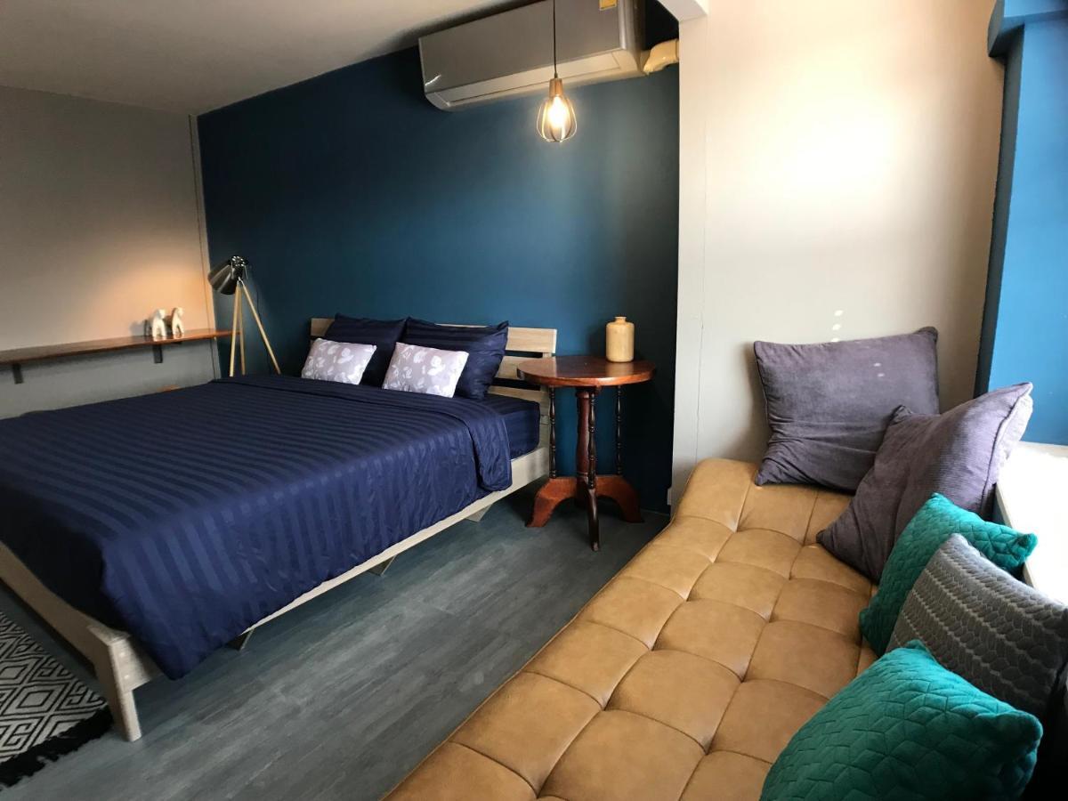 Apartament 8Th House @ Center Of Chiangmai Old Town Chiang Mai Zewnętrze zdjęcie